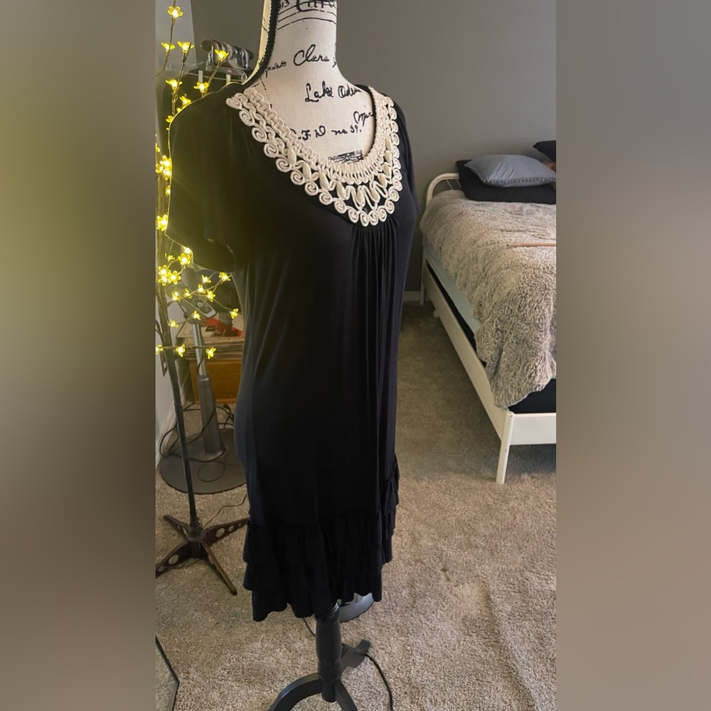 Lovely Black Dress with crochet neckline & Ruffled hem. Simple and Chic! - Picture 10 of 12